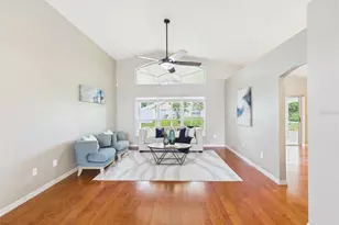 35601 Wickingham Ct, Zephyrhills, FL 33541 - Photo 6