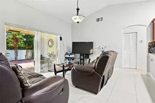 13501 SW 17th Ct, Miramar, FL 33027 - Photo 12