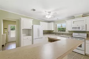 2564 N Crede Ave, Crystal River, FL 34428 - Photo 10