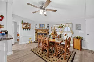 18544 SE 55th Pl, Ocklawaha, FL 32179 - Photo 12