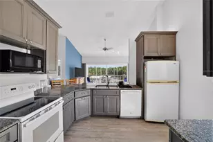 11170 W Cove Harbor Dr, Crystal River, FL 34428 - Photo 18