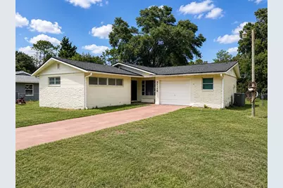 21136 SW Honeysuckle Street, Dunnellon, FL 34431 - Photo 2