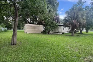 3285 SE 131st Pl, Belleview, FL 34420 - Photo 2