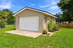 9285 Co Rd 125B, Wildwood, FL 34785 - Photo 2