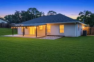 312 Clark St, Inverness, FL 34452 - Photo 2
