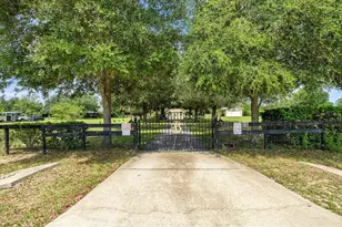 6290 SE 178 Ct, Morriston, FL 32668 - Photo 2