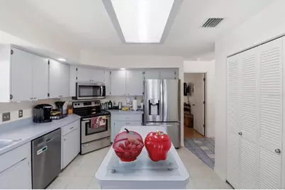 685 W Colbert Court, Beverly Hills, FL 34465 - Photo 14