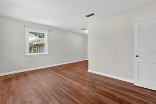 5503 Lakewood Cir E, Jacksonville, FL 32207 - Photo 34