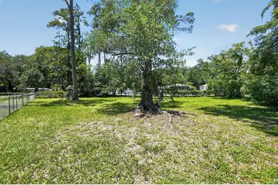 5503 Lakewood Circle E, Jacksonville, FL 32207 - Photo 6