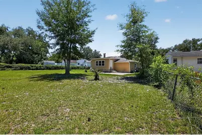 5503 Lakewood Circle E, Jacksonville, FL 32207 - Photo 10