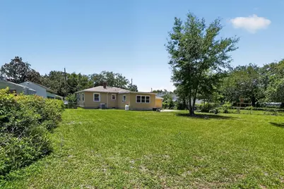5503 Lakewood Circle E, Jacksonville, FL 32207 - Photo 12