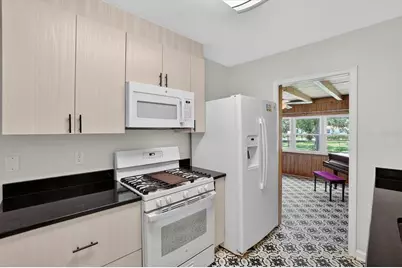 5503 Lakewood Circle E, Jacksonville, FL 32207 - Photo 30