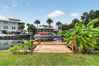 232 SE Kings Bay Dr, Crystal River, FL 34429 - Photo 4