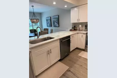 1637 SE Paradise Circle #205, Crystal River, FL 34429 - Photo 10