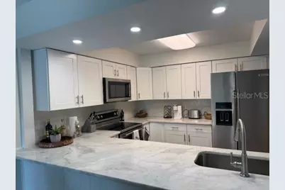 1637 SE Paradise Circle #205, Crystal River, FL 34429 - Photo 10