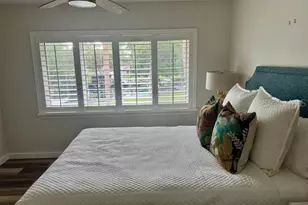1637 SE Paradise Cir, Crystal River, FL 34429 - Photo 16