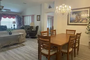 1223 Granada Ct, Lady Lake, FL 32159 - Photo 4