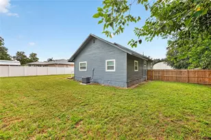 705 NW 64th Pl, Ocala, FL 34475 - Photo 8