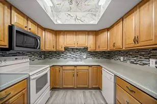 568 Fairways Cir, Ocala, FL 34472 - Photo 20