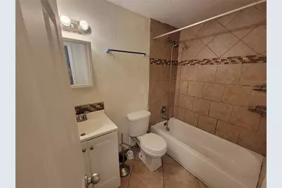 965 NE 2nd Street #3, Ocala, FL 34470 - Photo 4