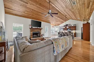 6351 SE 140 Ave, Morriston, FL 32668 - Photo 16