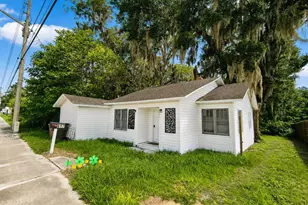 617 NE 25th Ave, Ocala, FL 34470 - Photo 2