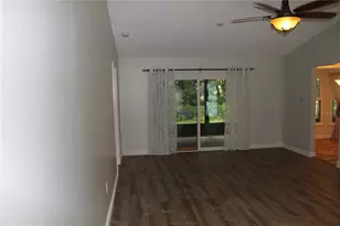 21110 SW Plantation St, Dunnellon, FL 34431 - Photo 8