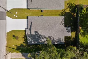 740 Powell St, Wildwood, FL 34785 - Photo 12
