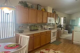 9015 SW 96th Terrace, Ocala, FL 34481 - Photo 4