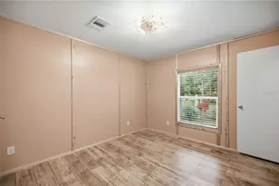 11821 SE 82nd St, Morriston, FL 32668 - Photo 10