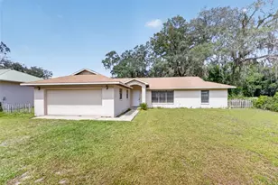 9590 SE 190th Ct, Ocklawaha, FL 32179 - Photo 1