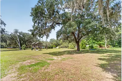 9590 SE 190th Court, Ocklawaha, FL 32179 - Photo 18