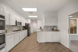 4304 NW 34th Dr, Gainesville, FL 32605 - Photo 24
