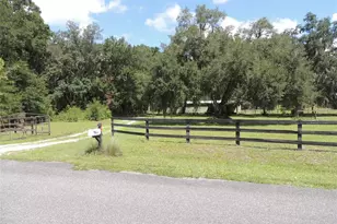7090 SE 181 Ct, Morriston, FL 32668 - Photo 2