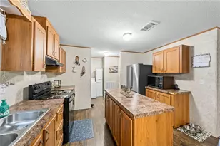 21 NE 69th Ct, Ocala, FL 34470 - Photo 6