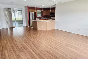 9533 SE 168th Maplesong Ln, The Villages, FL 32162 - Photo 2