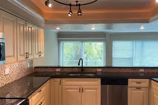 225 Country Club Dr, Largo, FL 33771 - Photo 10