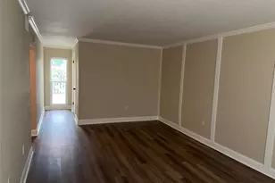 225 Country Club Dr, Largo, FL 33771 - Photo 2