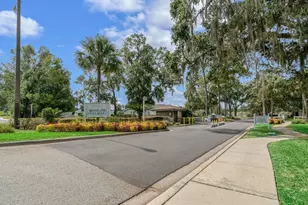 2332 SE 18th Cir, Ocala, FL 34471 - Photo 2