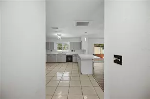 3711 SW 25th Pl, Ocala, FL 34474 - Photo 6