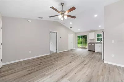 21812 SW Rainbow Lakes Boulevard, Dunnellon, FL 34431 - Photo 8