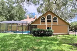 2210 SE Laurel Run Dr, Ocala, FL 34471 - Photo 8