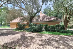 2210 SE Laurel Run Dr, Ocala, FL 34471 - Photo 4