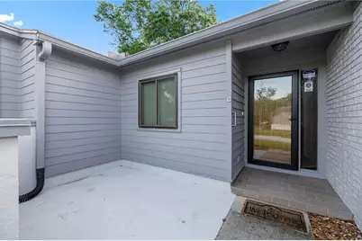 2052 SE 37th Court Circle, Ocala, FL 34471 - Photo 2