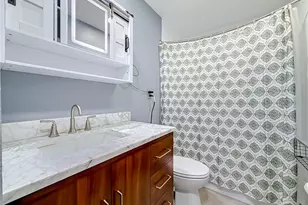 501 Palm Ave N, Saint Petersburg, FL 33703 - Photo 26
