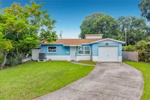 501 Palm Ave N, Saint Petersburg, FL 33703 - Photo 4