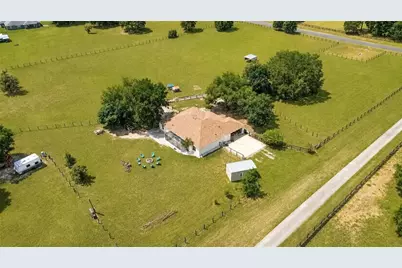 10525 SW 129th Terrace Road, Dunnellon, FL 34432 - Photo 4