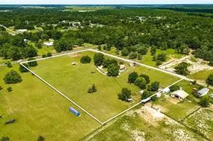 10525 SW 129th Terrace Rd, Dunnellon, FL 34432 - Photo 2