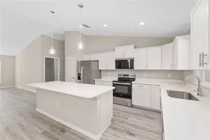 10070 SW 192nd Cir, Dunnellon, FL 34432 - Photo 8