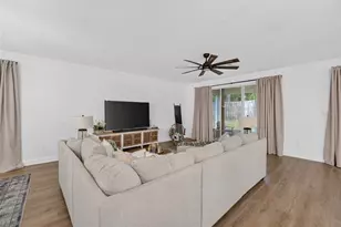 12377 NW 157th Ter, Alachua, FL 32615 - Photo 4